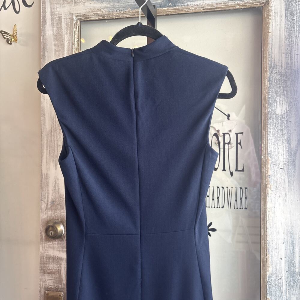 MM. LaFleur Dark Navy Blue V-Neck Sleeveless Aditi Sheath Dress Size 2 - Picture 10 of 14